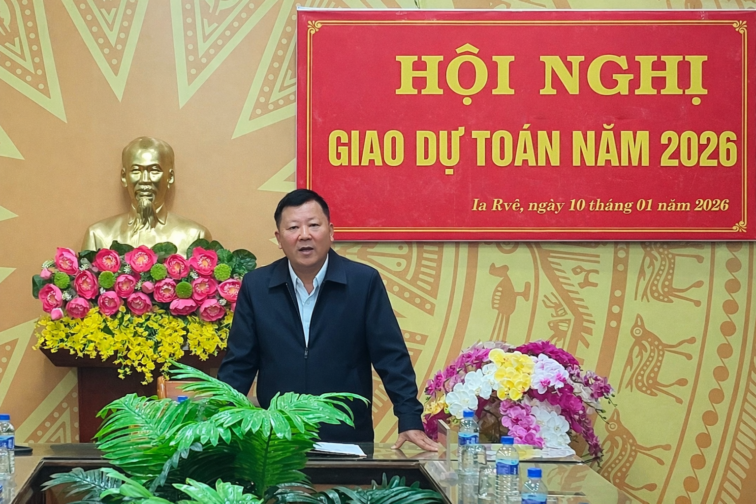 UBND xã Ia Rvê tổ chức Hội nghị giao dự toán ngân sách nhà nước năm 2026